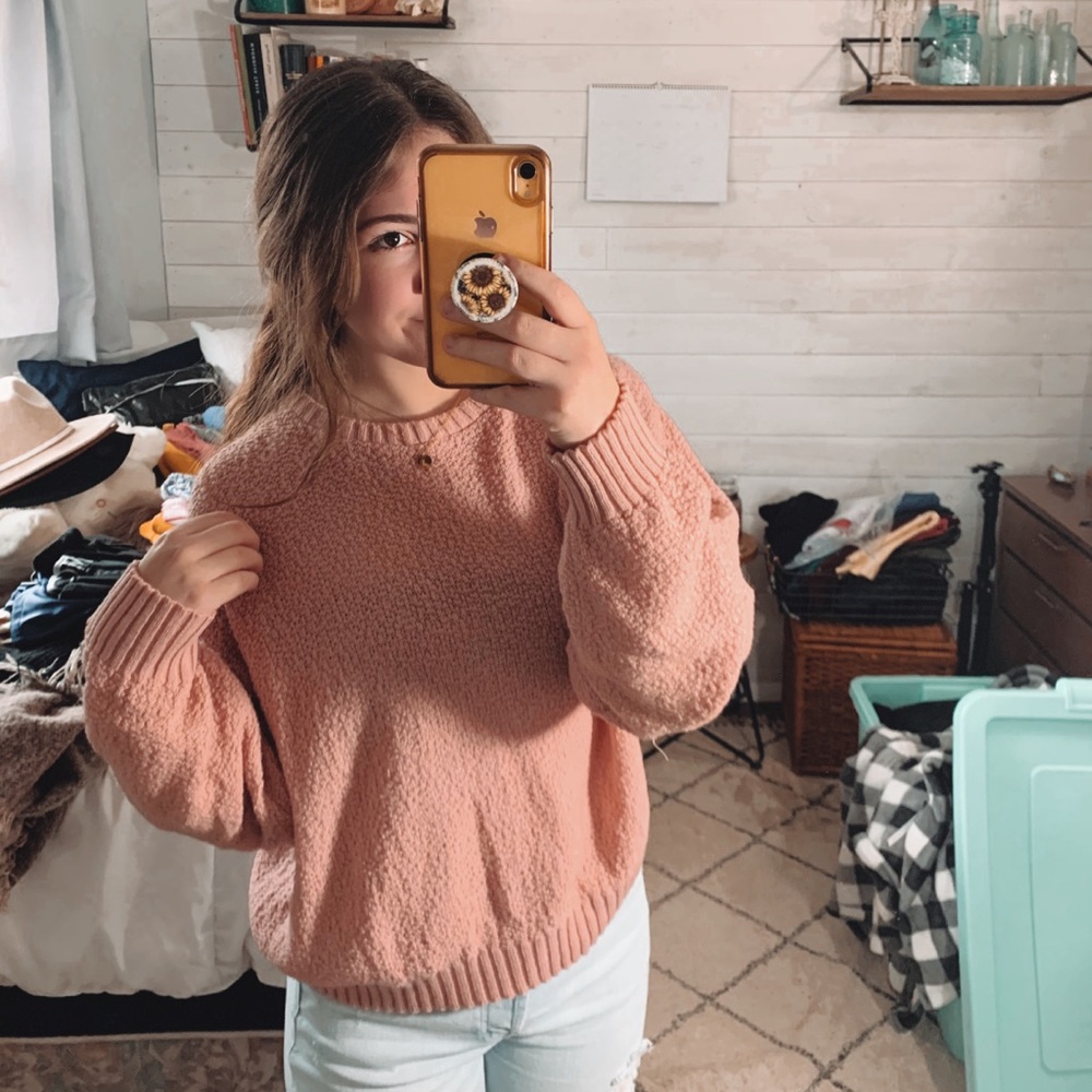 Light Pink Frill/Fuzzy Knit Balloon Sleeve Sweater